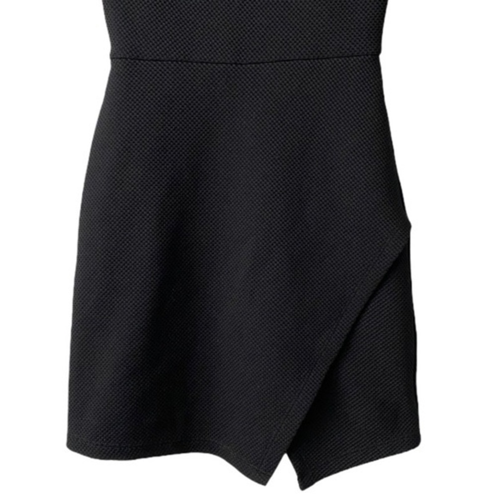 $20 flash sale! BeBe asymmetrical cap sleeve quilted black mini dress  XS - Picture 5 of 7